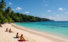 Descubra as Praias Azeda e Azedinha