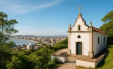 Explore o Morro da Guia e Capela Nossa Senhora da Guia